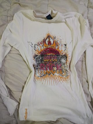 Camiseta manga larga blanca con estampado