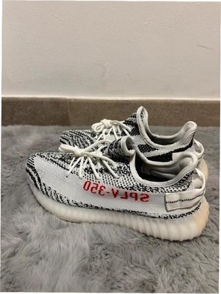 Adidas Yeezy Boost 350 V2 Zebra 38.5