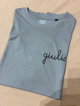 T-shirt nuova