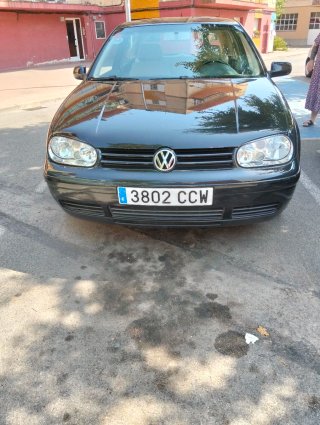 Volkswagen Golf 2004