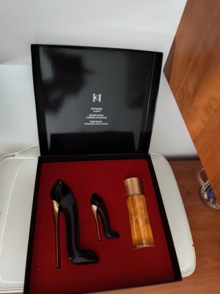 Perfume Carolina Herrera Good Girl Estuche