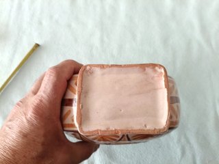 Botijo de colección con diseño de ave