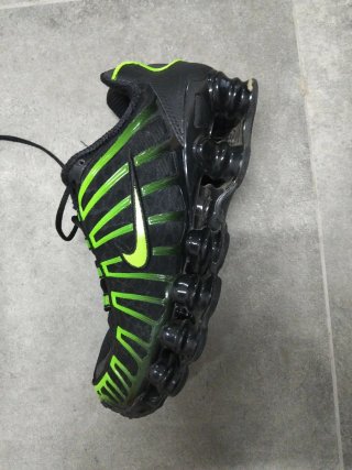 Nike Shox Talla 39 Negro/Verde