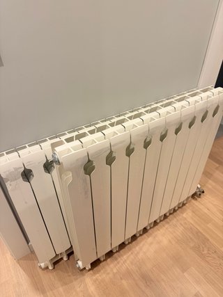 Radiadores de aluminio como nuevos (1 año)