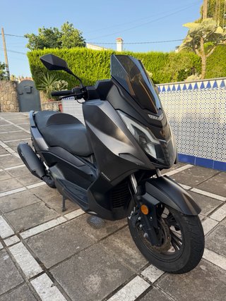 Wottan Storm-t 125cc Scooter Negra/Gris