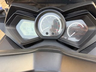 Wottan Storm-t 125cc Scooter Negra/Gris