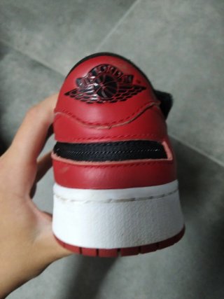 Jordan 1 Low FlyEase Taglia 40