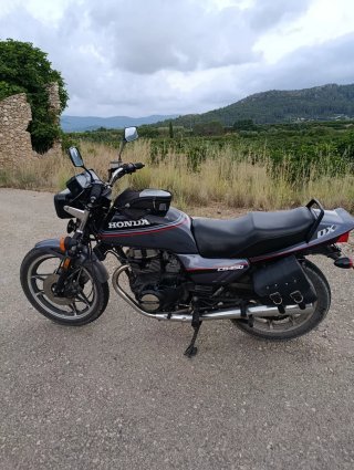 Honda CB450DX Clásica Negra/Gris