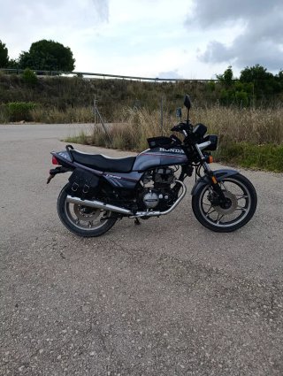 Honda CB450DX Clásica Negra/Gris