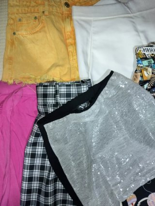 Lotto di 7 shorts e minigonne varie