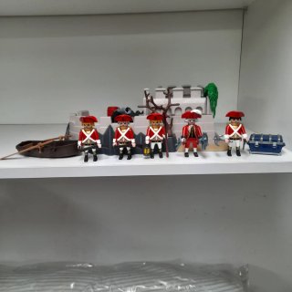 Playmobil Fortaleza y Figuras