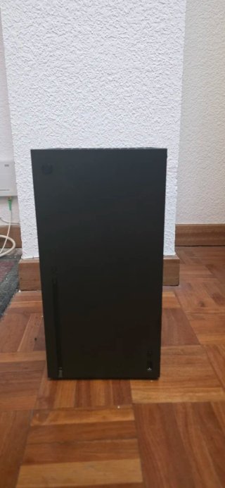 Xbox Series X con caja original