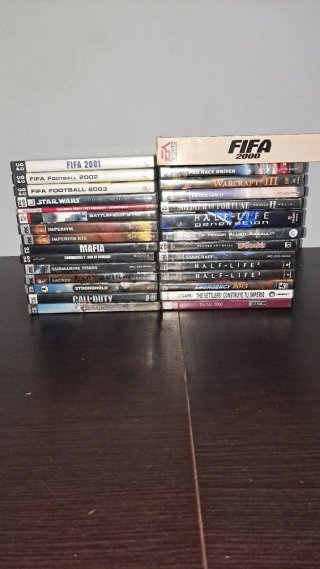 Lote 27 juegos PC CD-ROM