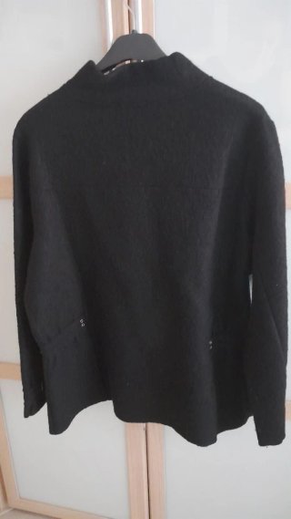 Maglia Basic Nera Giglio rosso.