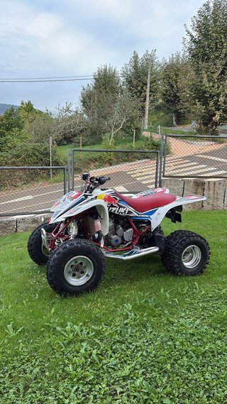 Suzuki LTZ 400