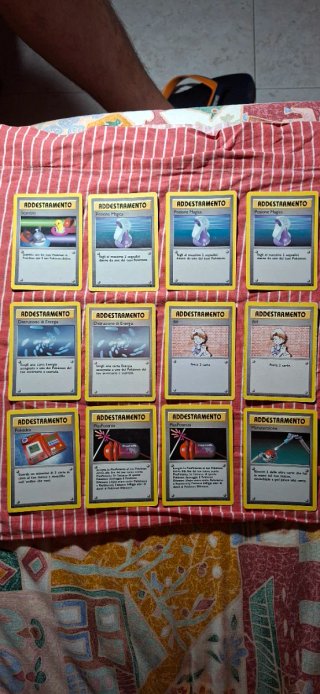Lotto 24 carte Pokémon Vintage ADDESTRAMENTO
