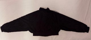 Chubasquero negro talla M Bershka