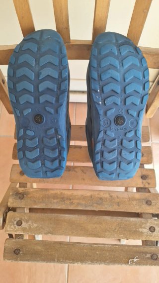 Zoccoli sanitari blu Sunshoes
