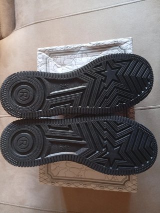 Zapatillas Bape Negras y Blancas
