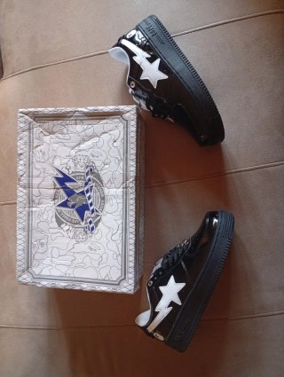 Zapatillas Bape Negras y Blancas