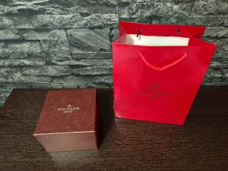 Bolsa y caja Patek Philippe