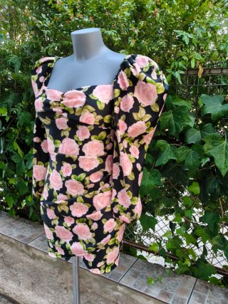 Vestido corto estampado flores
