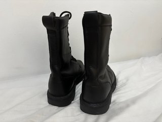 Botas militares piel negras T.39