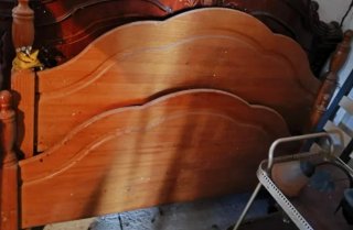 Cabecero de matrimonio de madera