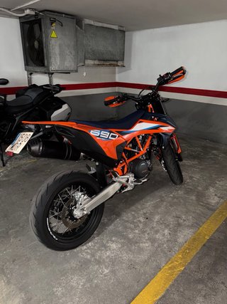 KTM 690 SMC Supermotard Naranja/Azul