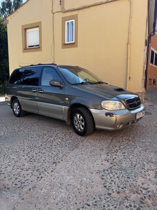 KIA Carnival 2.9CRDi