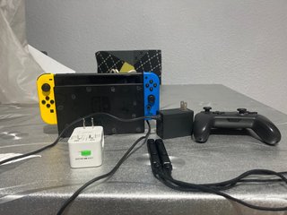 Nintendo Switch Fortnite Edición