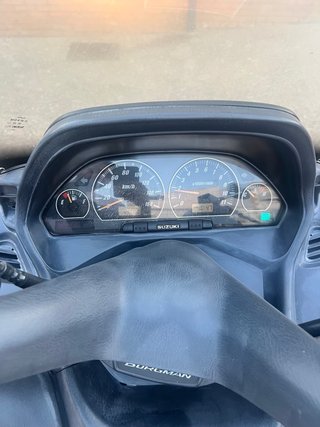 Suzuki Burgman 250cc Maxi-Scooter Negra