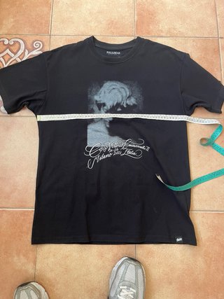 Camiseta Negra Pull&Bear Estampada