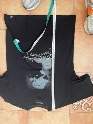 Camiseta Negra Pull&Bear Estampada