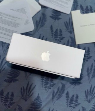 Airpods 4 ANC (caja de carga rota)