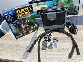 Terrario/Tortuguera con plataforma + motor.