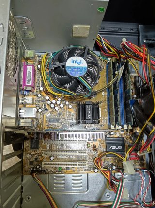 PC Desktop usato Asus P5GL-MX Pentium 4 LG