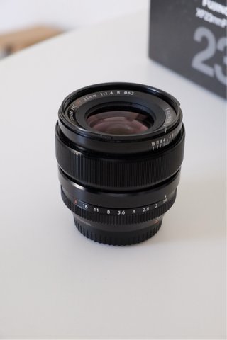 Fujifilm XF 23mm f/1.4 R