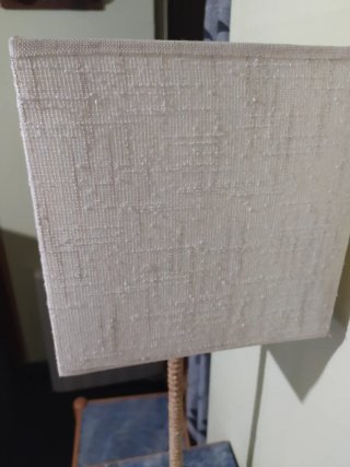 Lámpara de mesa tela y yute