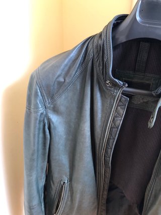 Chaqueta de piel Massimo Dutti verde