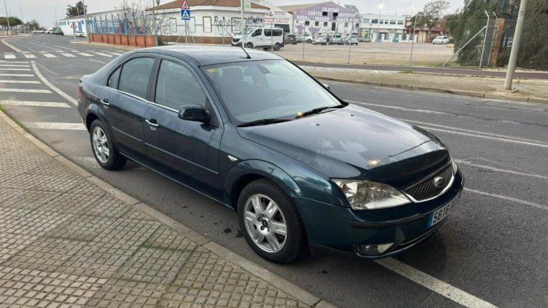 Ford Mondeo 2004 - foto 1