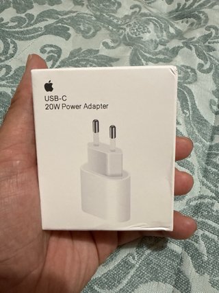 Adaptador Apple USB-C 20W