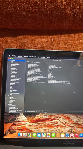 Laptop MacBook Pro 13 portatil.