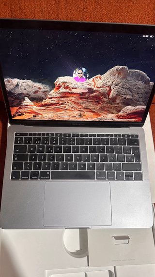 Laptop MacBook Pro 13 portatil.
