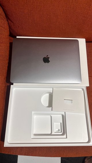 Laptop MacBook Pro 13 portatil.