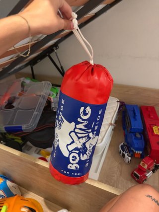 Saco de boxeo infantil rojo y azul