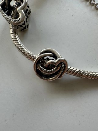 Pulsera Pandora Plata Corazones y Flor
