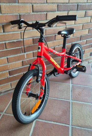 Bici infantil Saracen Mantra 16" super ligera