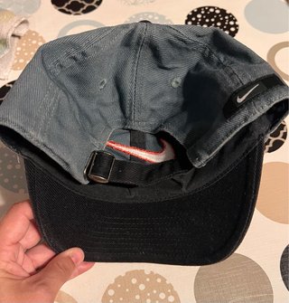 Gorra Nike Negra y Verde