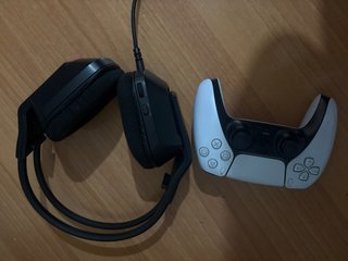 Consola PS5 Sony Blanca y Negra